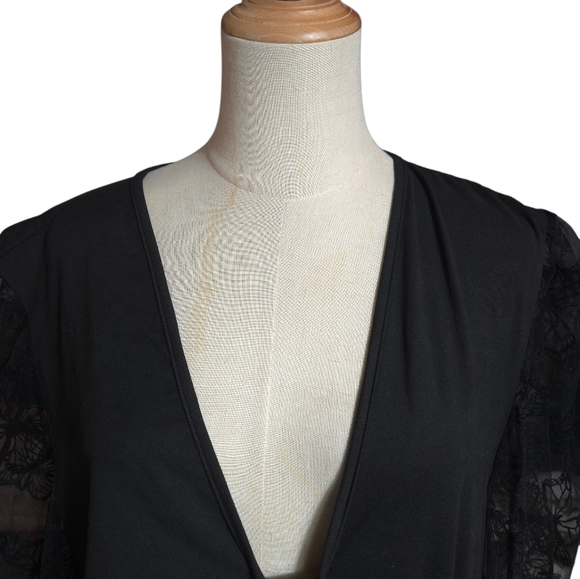 SHEIN Curve Black Low Cut Lace Sleeve Butterfly Bodysuit Plus Size - Picture 2 of 8